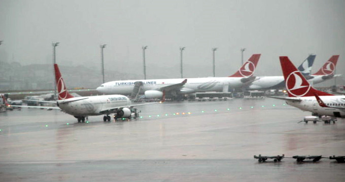 İstanbul hava sahasında panik